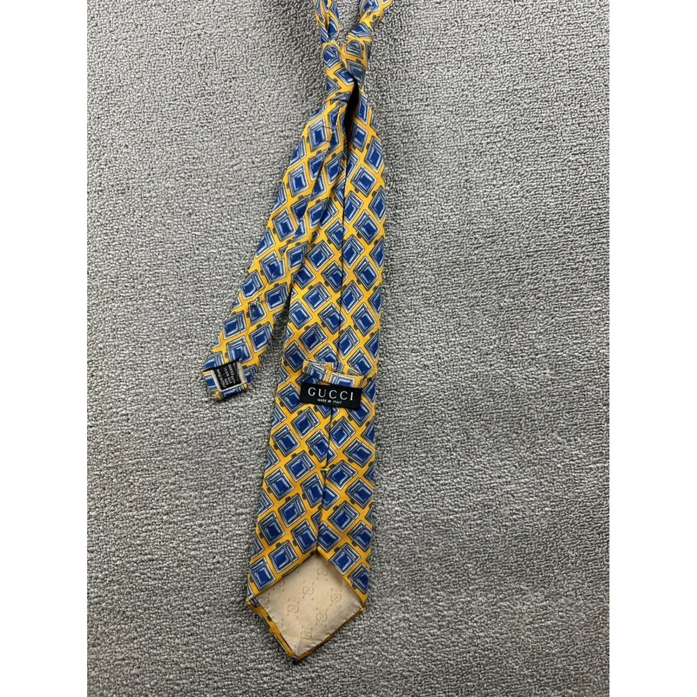 Vintage Gucci Tie Men Yellow Blue Geometric Diamond 100% Silk Italy Made Preppy‎